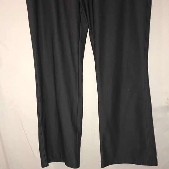 Nike Women's Black Athletic Crop Yoga Pants Size Small - Picture 2 of 6